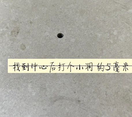 长宁瓷砖空鼓维修公司专业解答在瓷砖铺贴过程中，如果砂料搅拌不均匀，将会带来以下问题